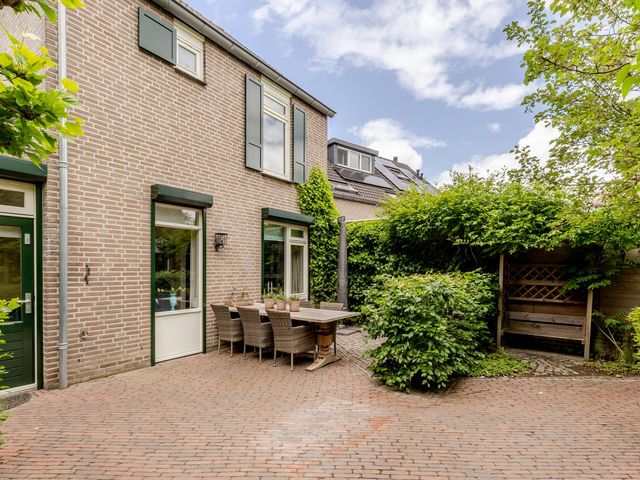 Foto van Burg. Den Oudenstraat 2
