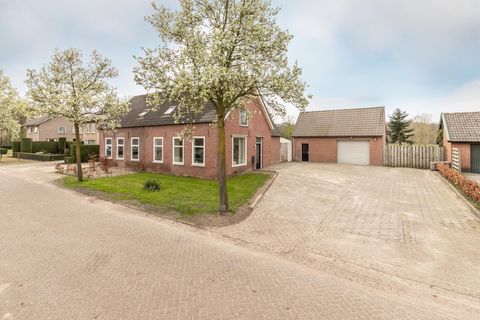 Schoorstraat 16