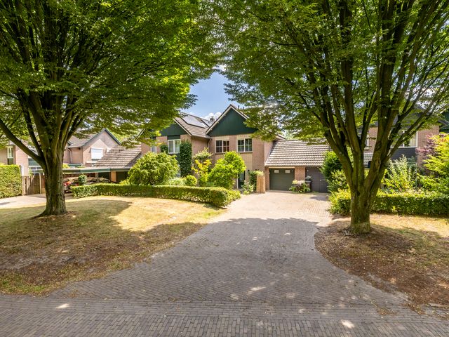 Foto van Burg. Van de Venstraat 15