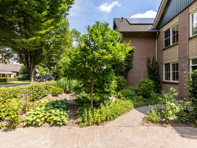 Foto van Burg. Van de Venstraat 15