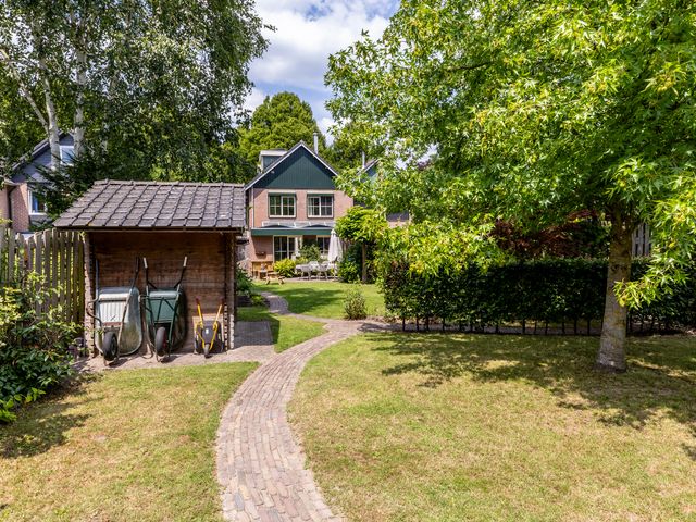 Foto van Burg. Van de Venstraat 15