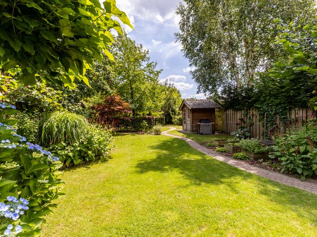 Foto van Burg. Van de Venstraat 15