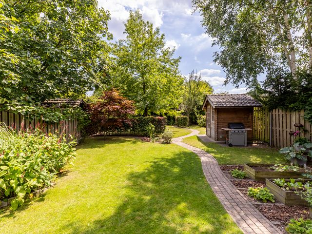 Foto van Burg. Van de Venstraat 15