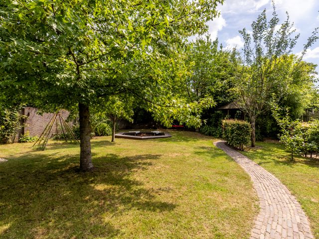 Foto van Burg. Van de Venstraat 15