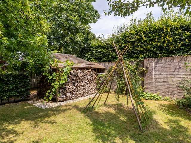 Foto van Burg. Van de Venstraat 15