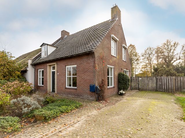 Foto van Udenhoutseweg 10