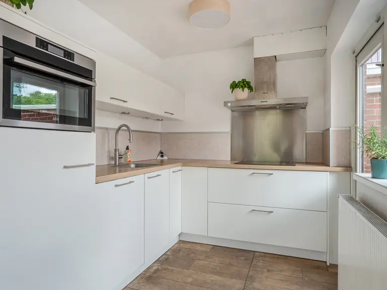 van Heuven Goedhartlaan 13, ASSEN