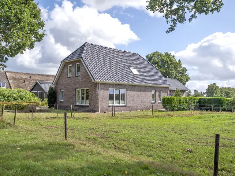 Lonerbroekweg 1A, LOON