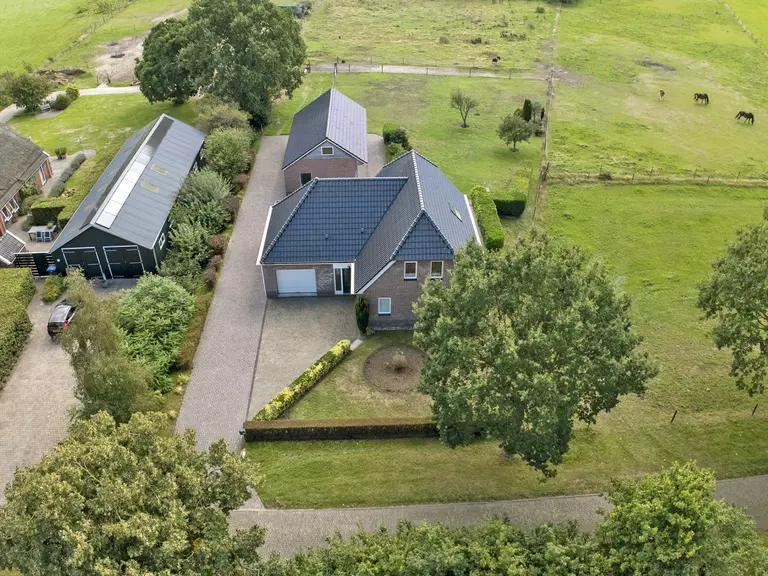 Lonerbroekweg 1A, LOON