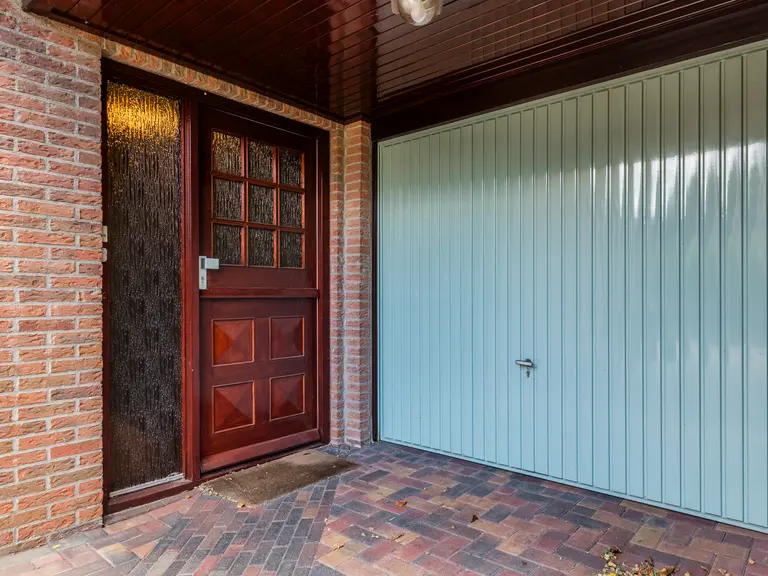 Buitenes 77, ASSEN