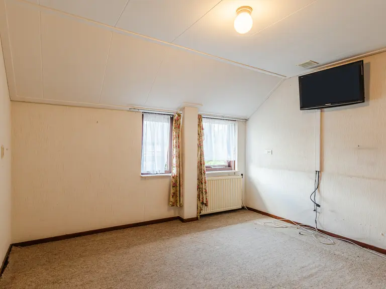 Buitenes 77, ASSEN