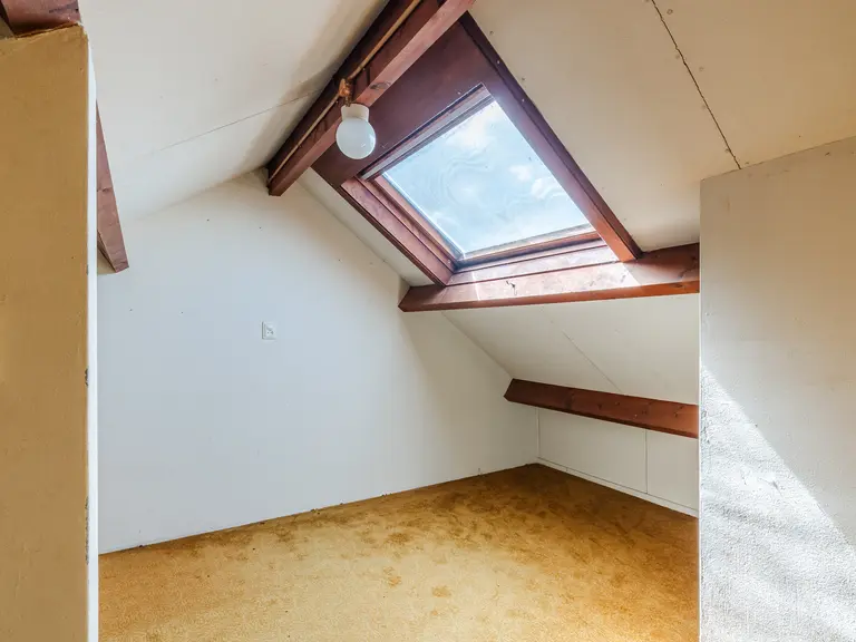 Buitenes 77, ASSEN