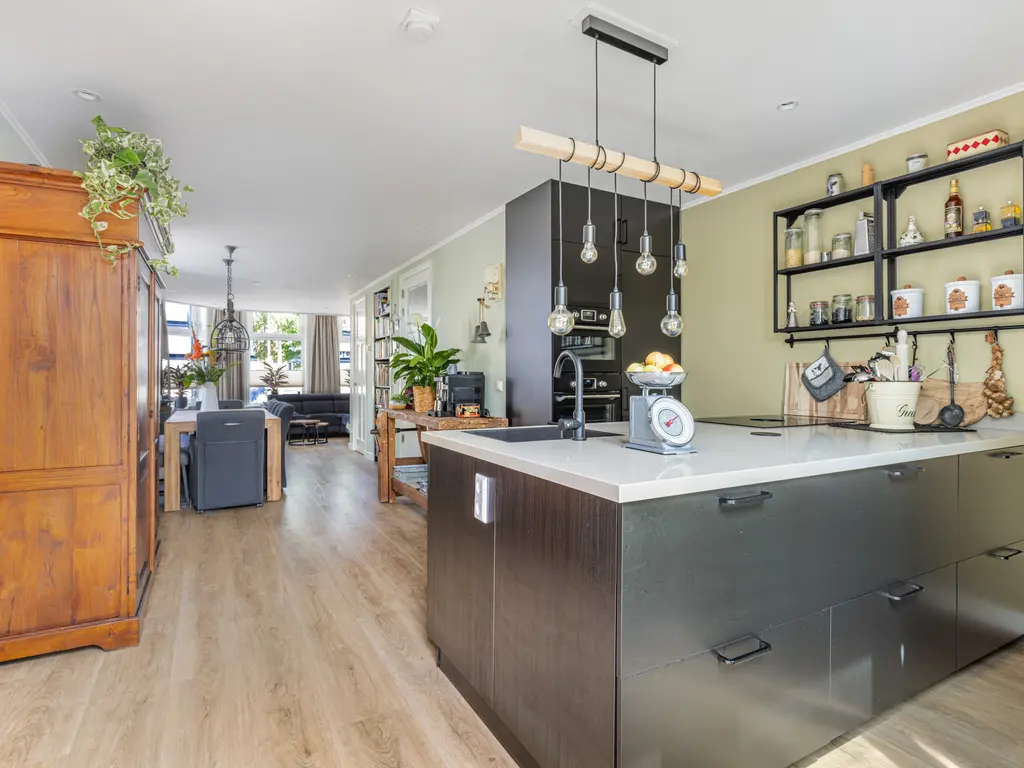 Singel 33, WOERDEN