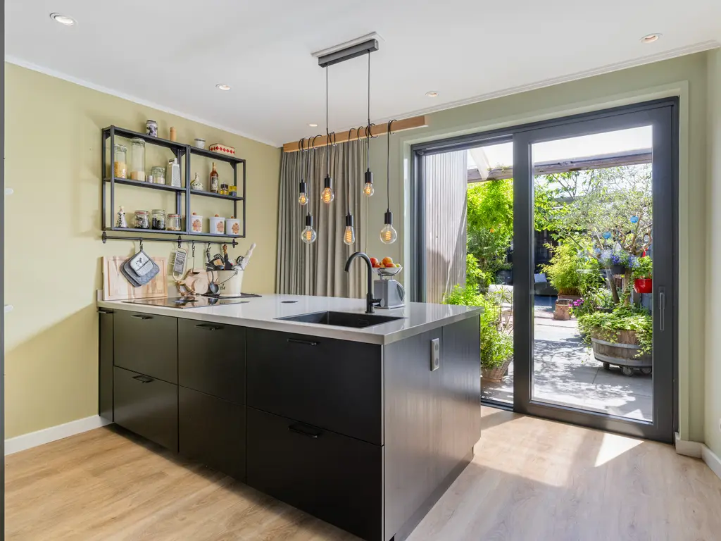 Singel 33, WOERDEN