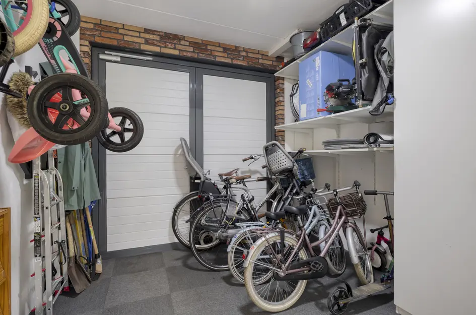 dr. Chris Soumokilstraat 13