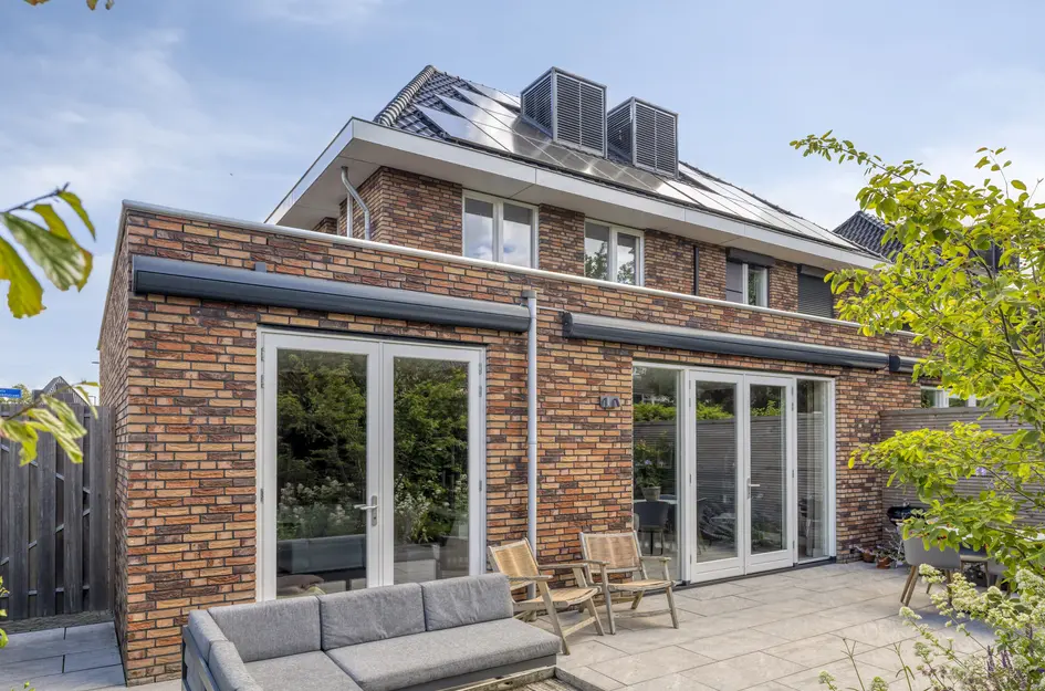 dr. Chris Soumokilstraat 13