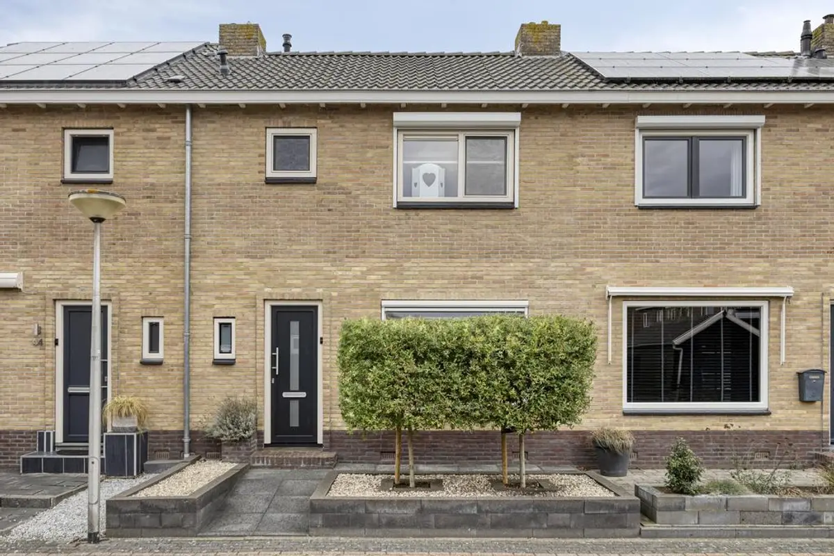 Irenestraat 42, LEKKERKERK