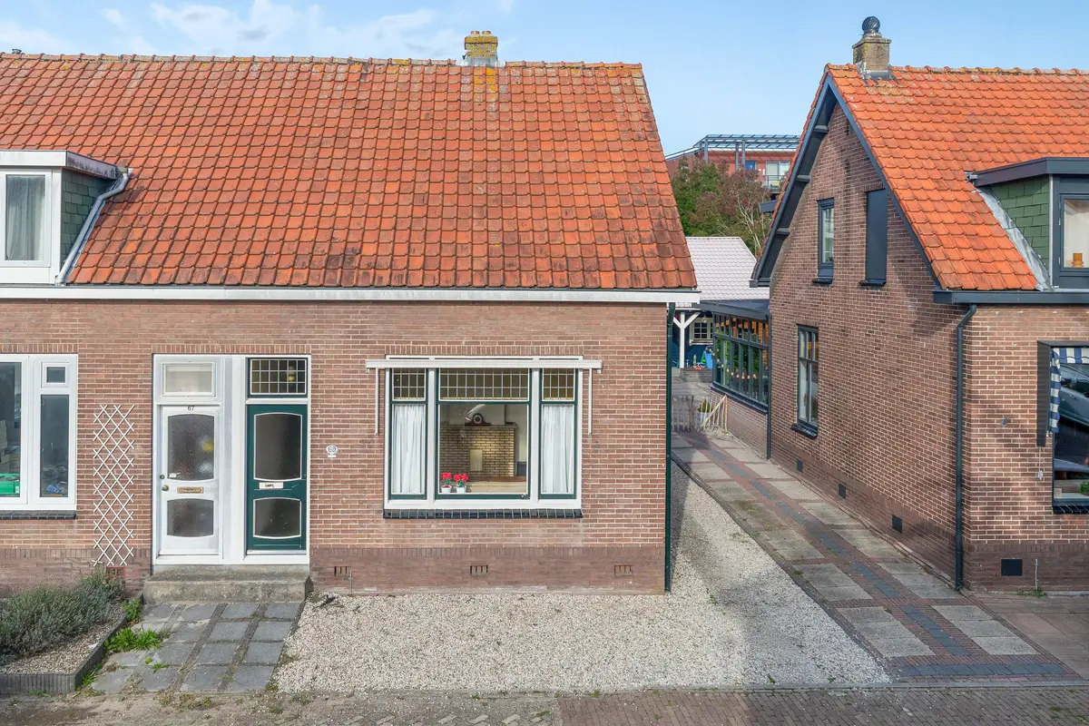 Emmastraat 69, LEKKERKERK