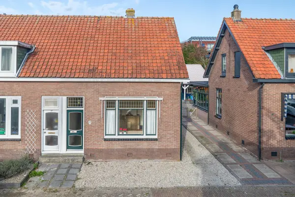 Emmastraat 69, LEKKERKERK