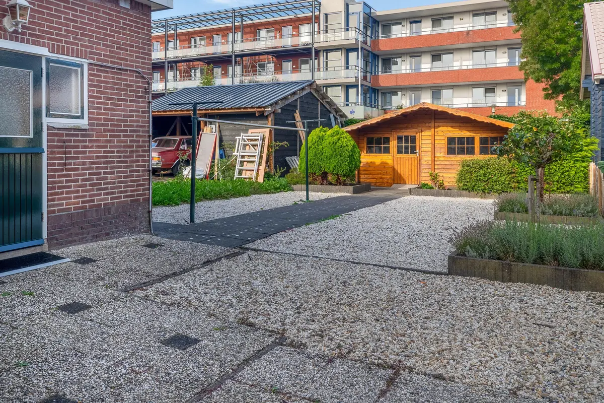 Emmastraat 69, LEKKERKERK