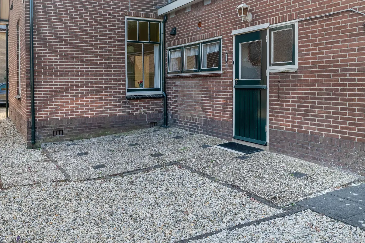 Emmastraat 69, LEKKERKERK