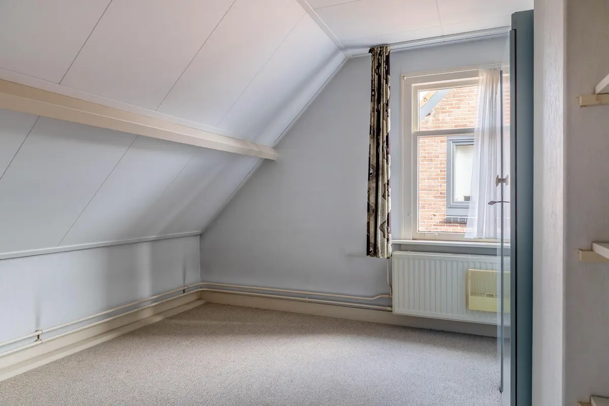 Emmastraat 69, LEKKERKERK
