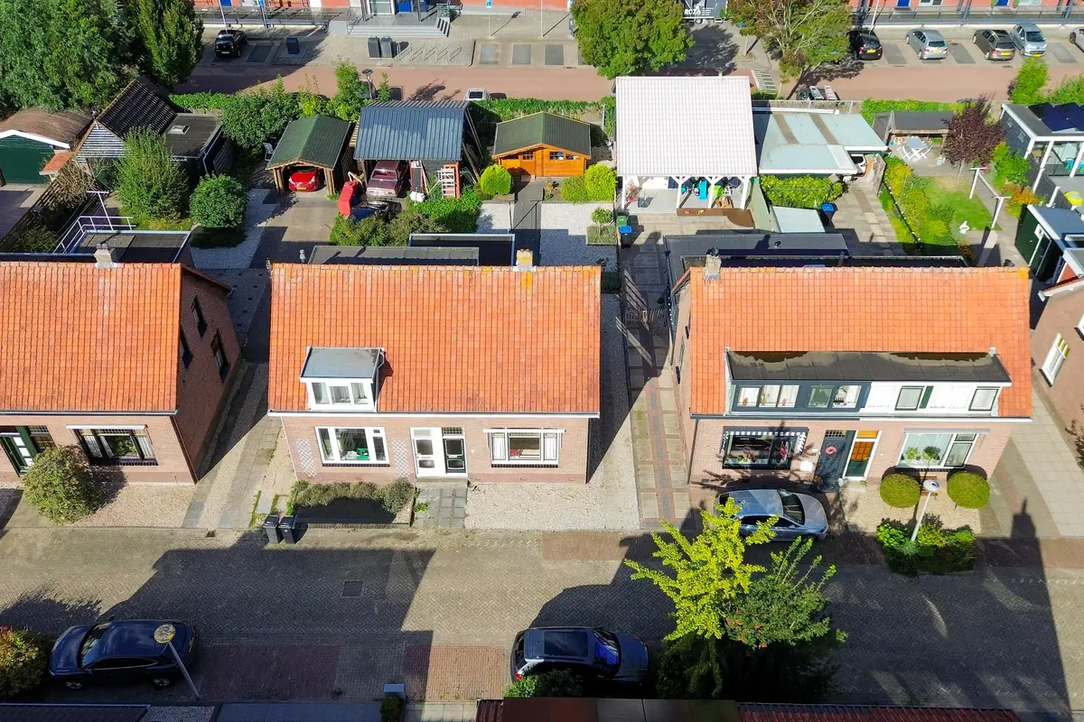 Emmastraat 69, LEKKERKERK