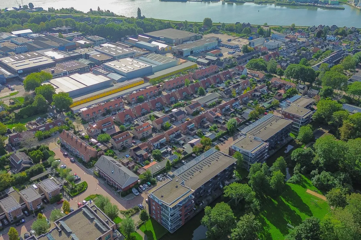 Emmastraat 69, LEKKERKERK