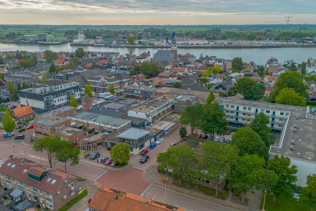 Raadhuisplein 31a, LEKKERKERK