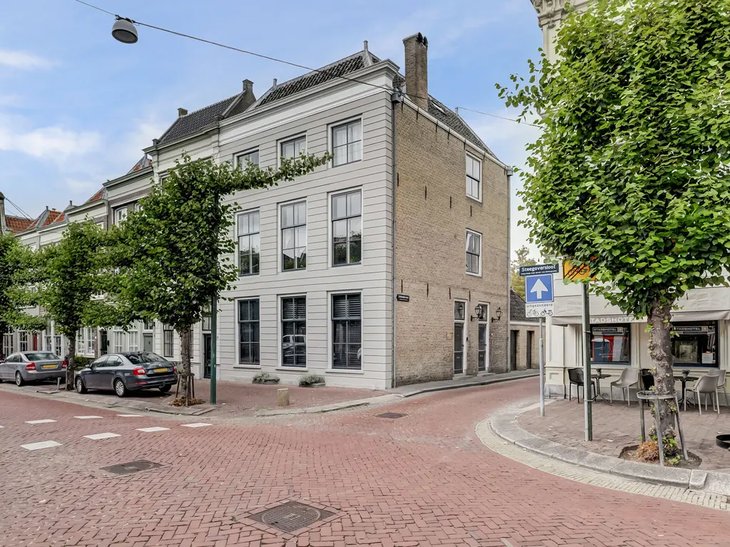Schoolstraat 15, DORDRECHT