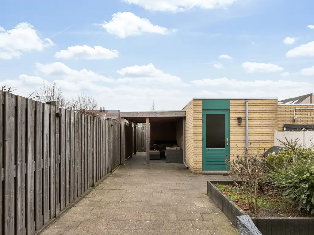 Hoefbladlaan 63, PAPENDRECHT