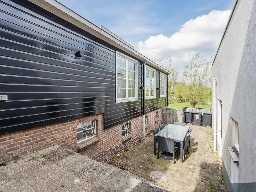 Oosteind 8, PAPENDRECHT