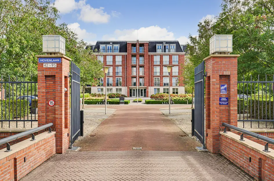 Hovenlaan 77