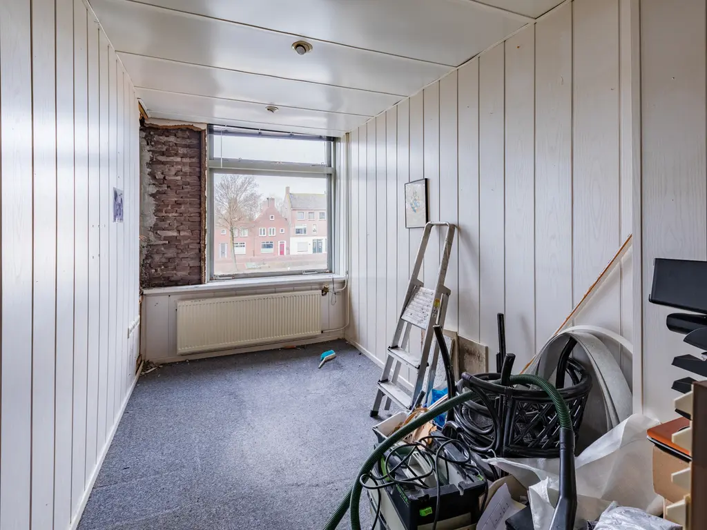 Oostkade 48, HELLEVOETSLUIS