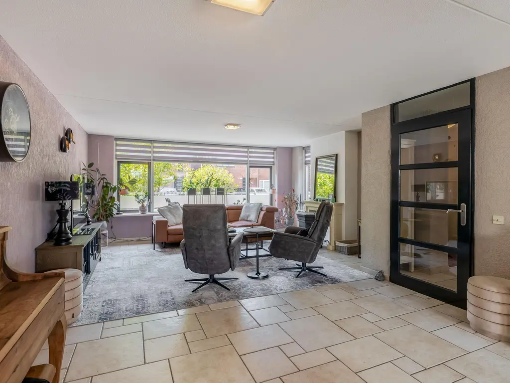 Rondostraat 68, HELLEVOETSLUIS