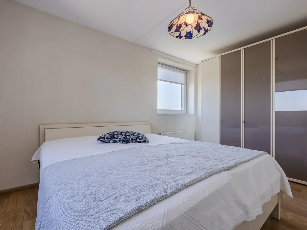 P C Hooftstraat 109, HELLEVOETSLUIS