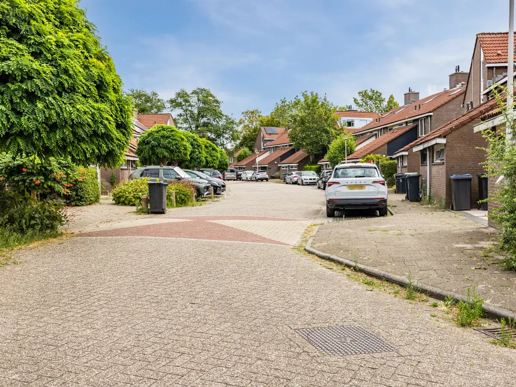 Acacia 15, HELLEVOETSLUIS