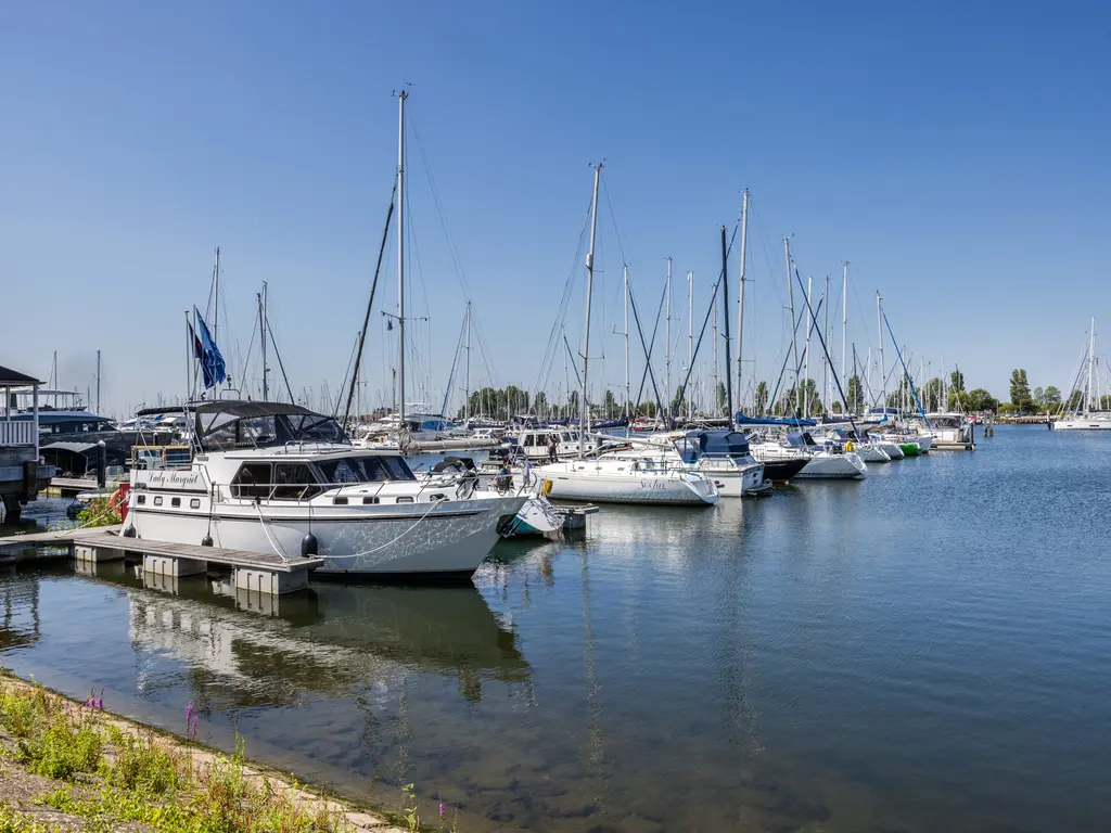 Nieuwe Zeedijk 1K312, HELLEVOETSLUIS