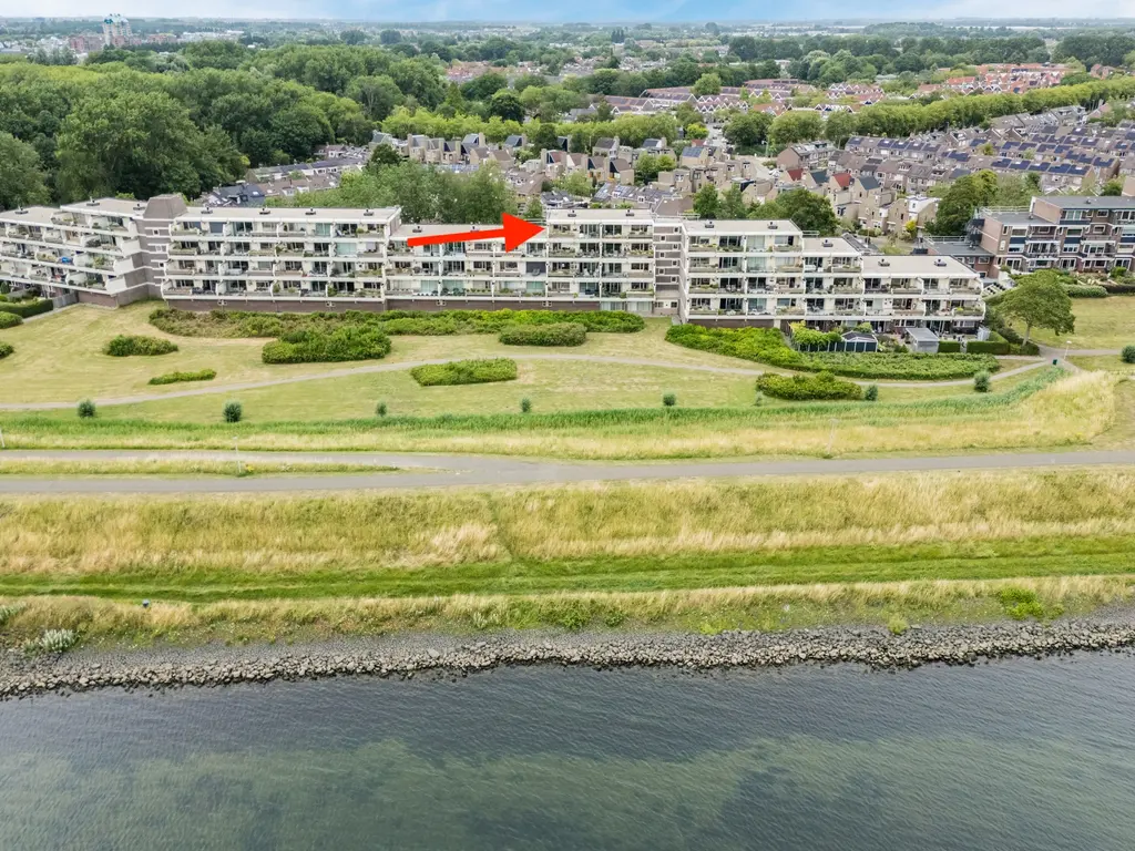 Zeegat 118, HELLEVOETSLUIS