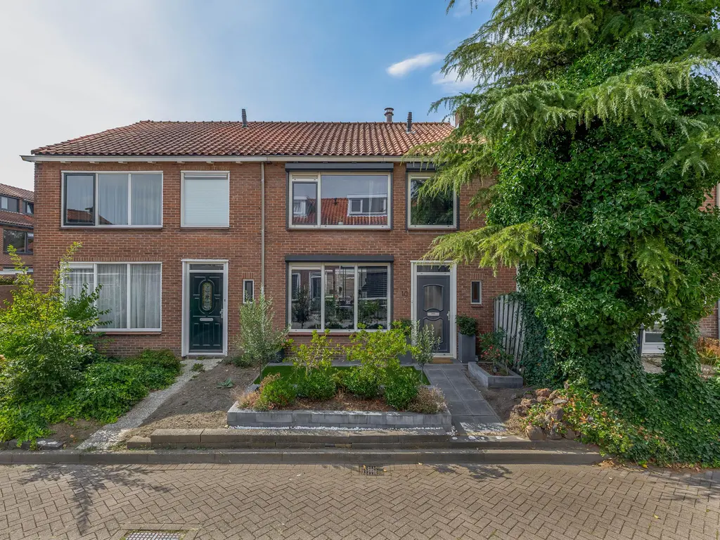 Daniël Willemsstraat 10, HELLEVOETSLUIS