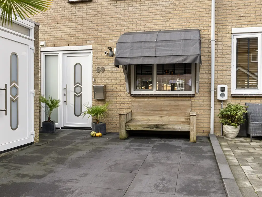 Bouvignestraat 69, HELLEVOETSLUIS