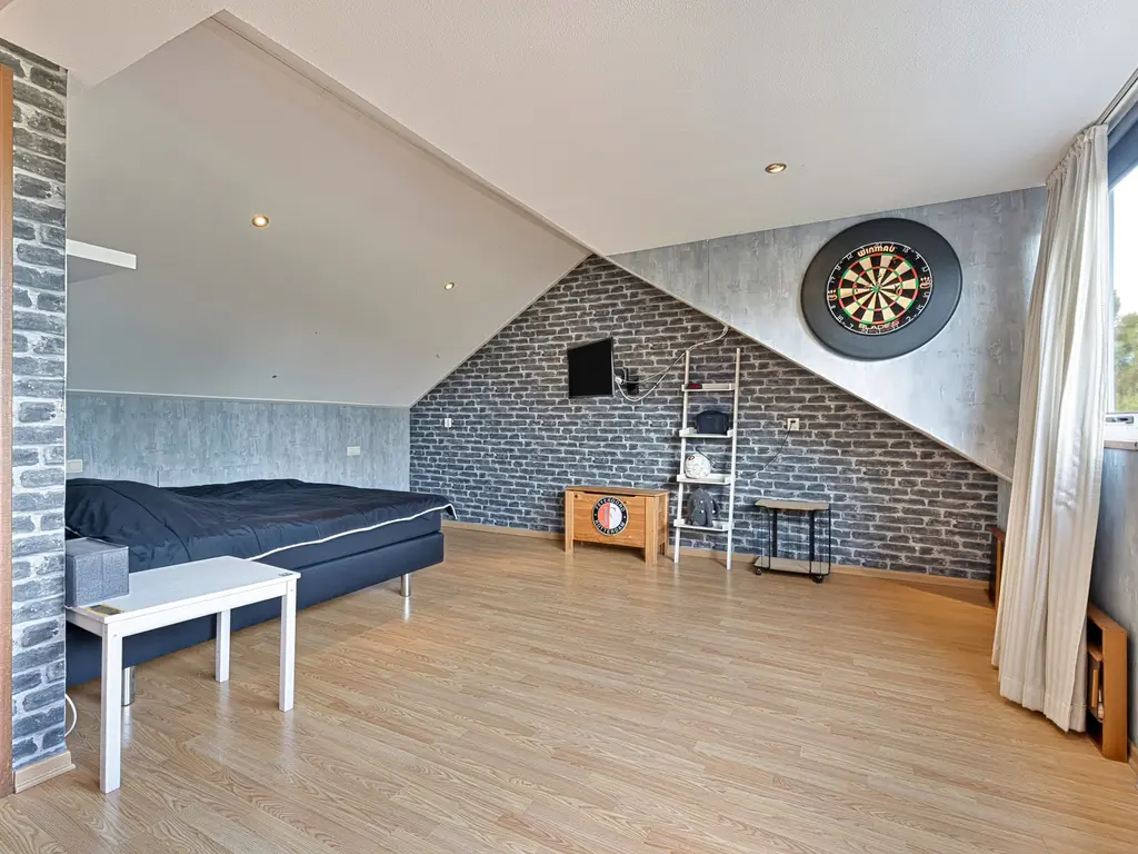 Tollenshof 17, HELLEVOETSLUIS