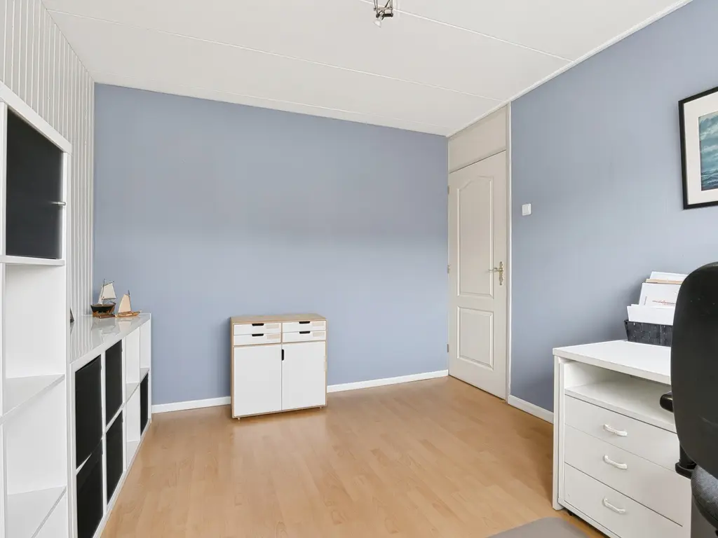 Nicolaas Beetsstraat 1, HELLEVOETSLUIS