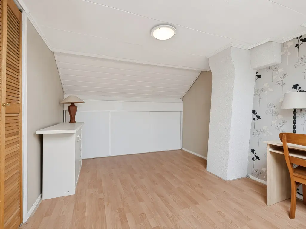 Nicolaas Beetsstraat 1, HELLEVOETSLUIS