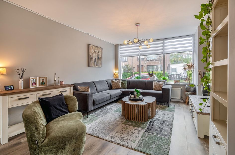 Tussenwoning te koop: P C de Vinckstraat 7, Hellevoetsluis