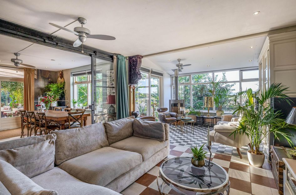 Vrijstaande woning te koop: Westdijk 31, Hellevoetsluis
