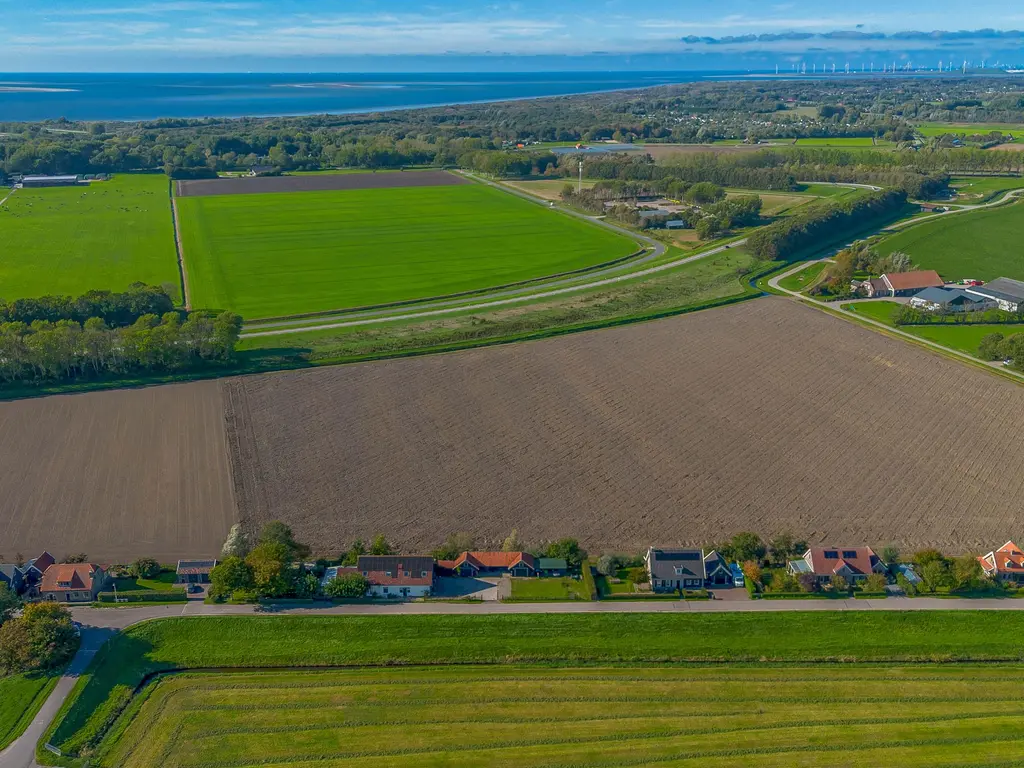 Westdijk 31, HELLEVOETSLUIS
