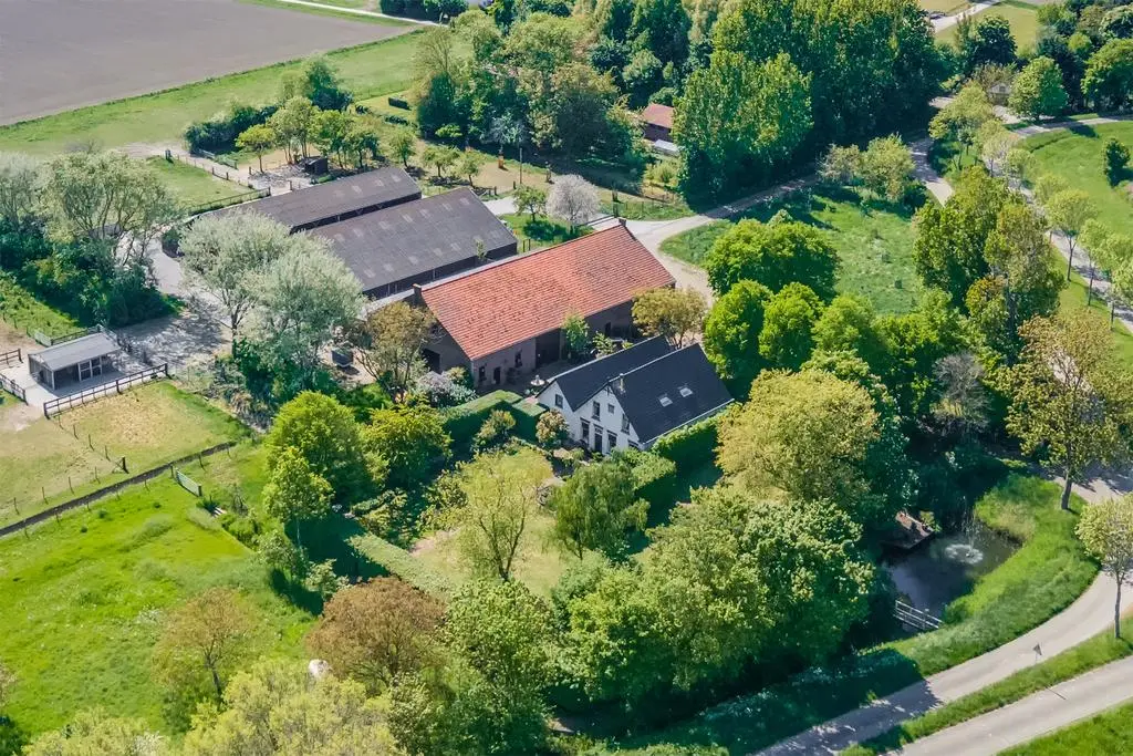 Bouwdijk 11