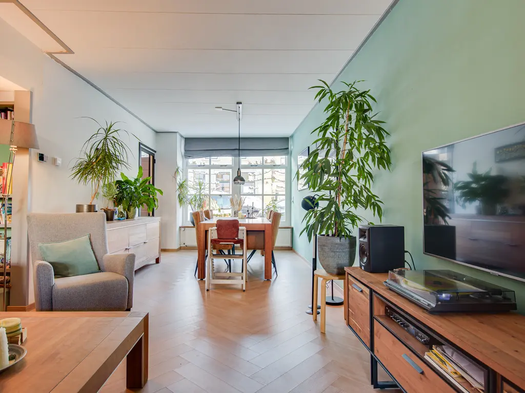 Voorstraat 24, OOLTGENSPLAAT
