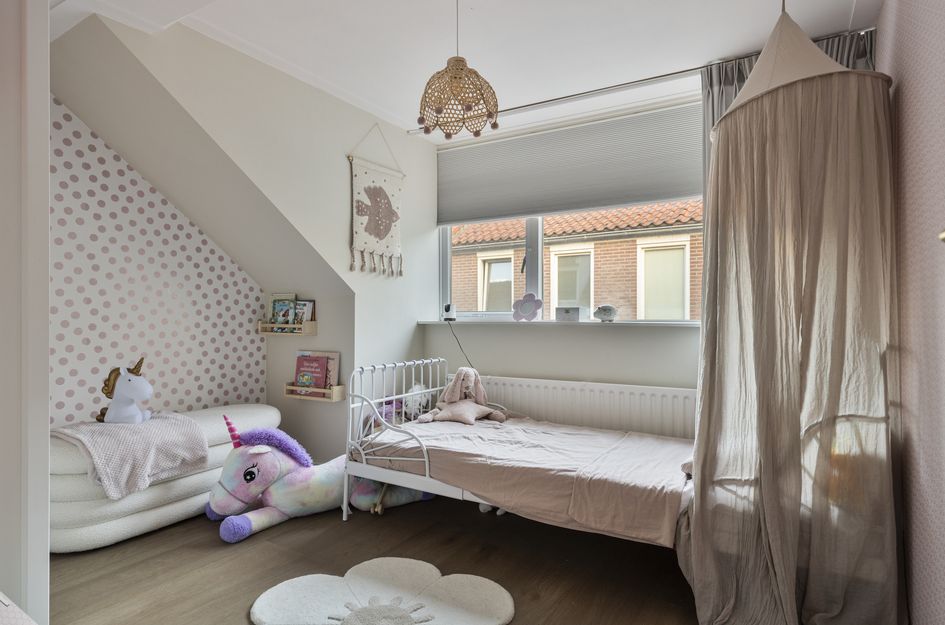 Hoekwoning te koop: Slikdijk 11, Ooltgensplaat